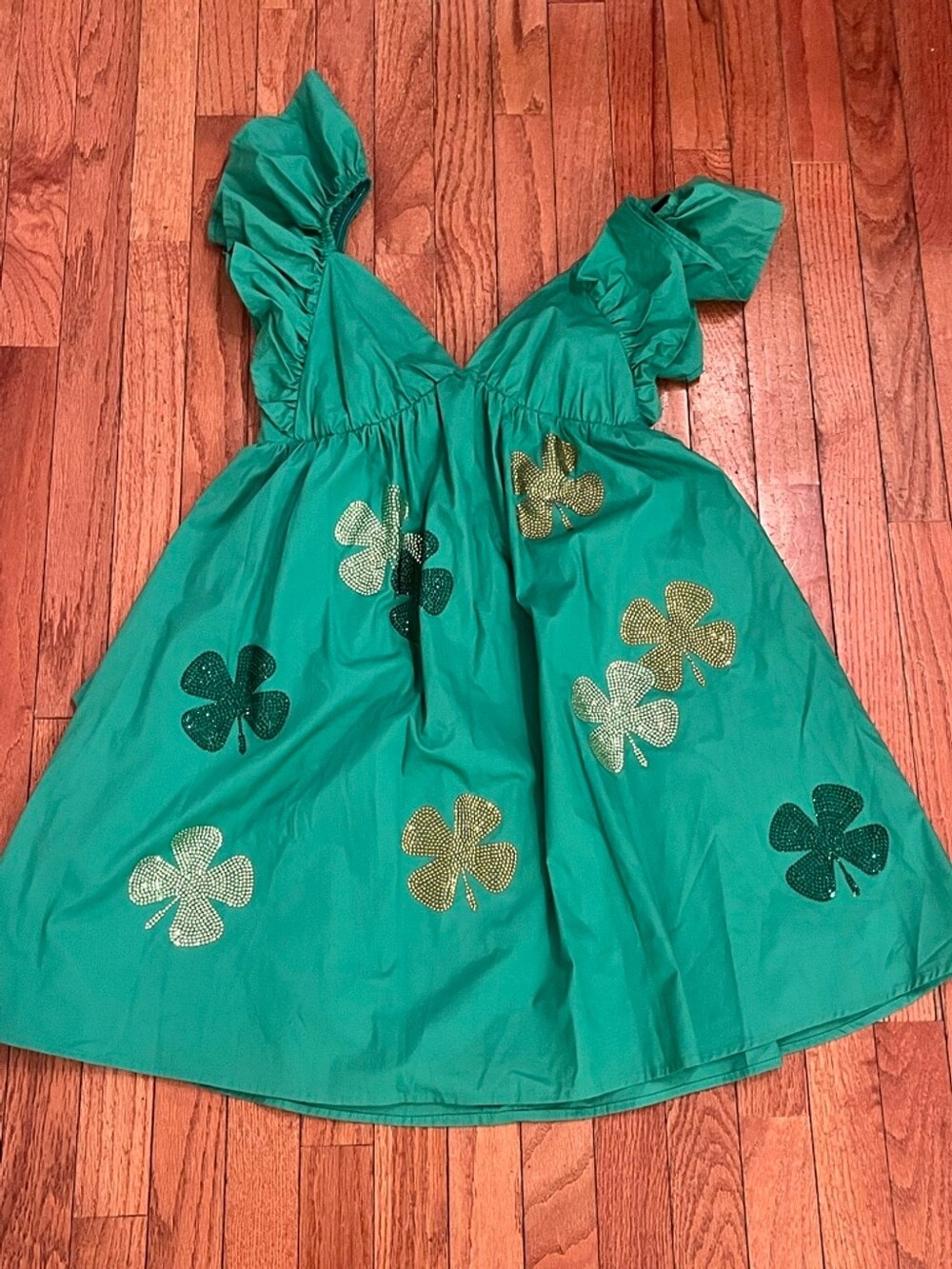 Women's Peach Love Green Shamrock Dress sz Large NWT